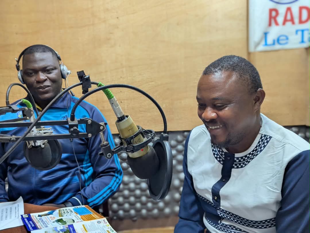 Passage du DAAC et du Dr Osé Tchamdjou à la radio Nguieh Lah